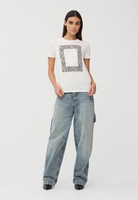 Terranova - T-shirt z nadrukiem
