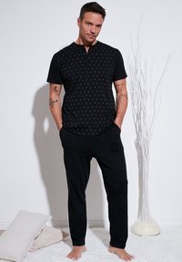 Buratti Pidžaamakomplekt - black