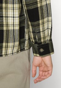 Only & Sons ONSSCOTT CHECK OVERSHIRT - Chemise - black