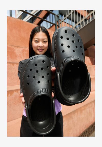 STOMP UNISEX - Sandales de bain - black