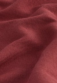 Next STRAPPY  - Maksikleit - red
