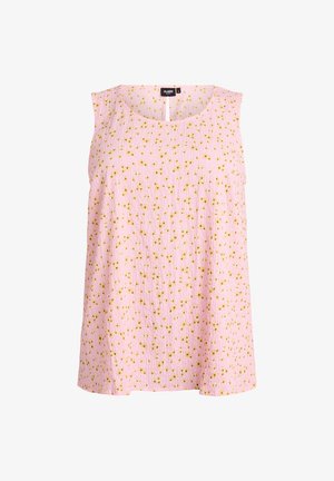 Mouwloze roze blouse met gestructureerde stof en kleine gele bloemenprint, ronde halslijn en een sleutelgat met knoopsluiting aan de achterkant.