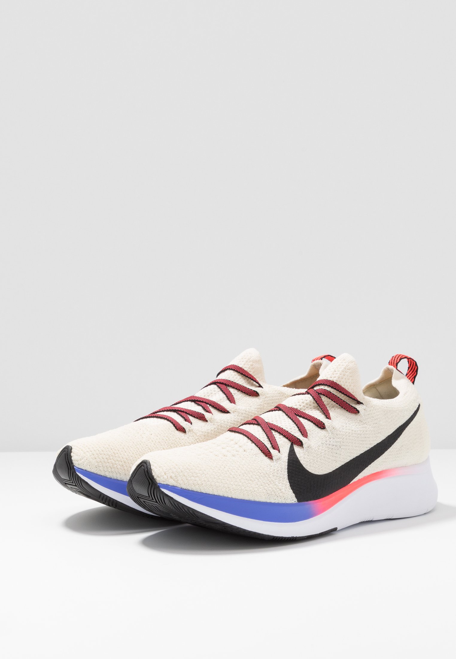 nike zoom fly beige