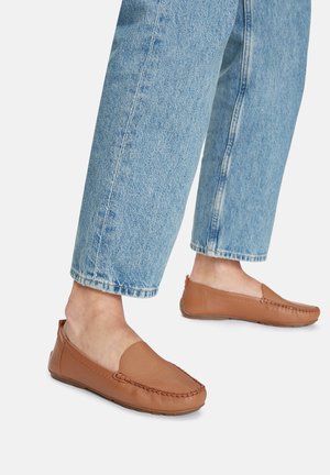 LOAFERS - Mokasinai - brown
