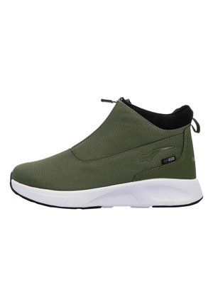 LYNX - Höga sneakers - forrest green white