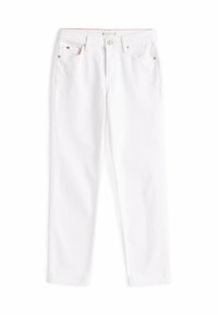 Pantalones vaqueros de mezclilla blancos con corte recto, que cuentan con un cierre de botón y cremallera, varios bolsillos y detalles de costura en contraste.