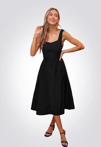 Cupshe CAPTIVATING A LINE SQUARE NECK MIDI  - Robe de jour - black