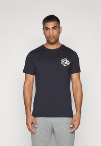 Nike Performance TEE GYM KIT SUMMIT - T-shirts print - black