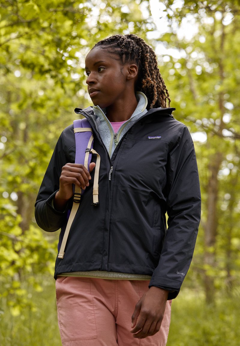 Patagonia TORRENTSHELL RAIN - Hardshellová bunda - black