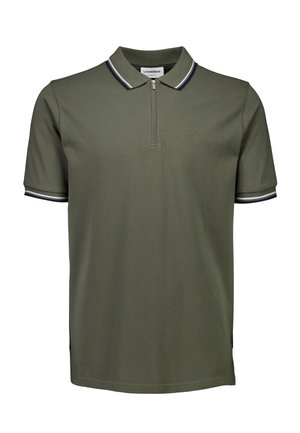 Olivgrünes Polohemd mit Reißverschlusskragen, kurzen Ärmeln und marineblauen und weißen gestreiften Akzenten an den Bündchen. Leicht strukturierter Stoff.
