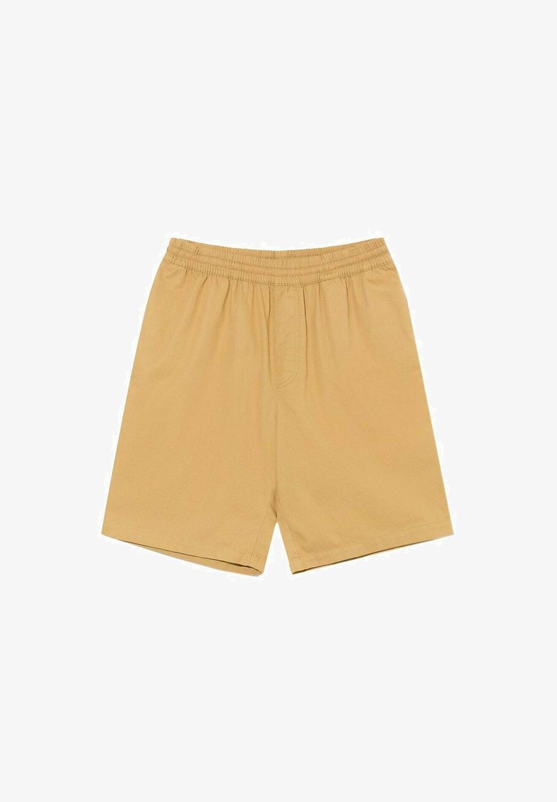 Pantalones cortos beige con cintura elástica y una textura suave, que presentan una fila de botones en la parte delantera y un corte relajado. Diseño simple sin patrones.