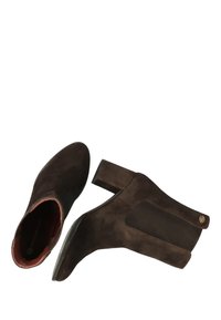 Botas de ante marrón hasta el tobillo con tacón cuadrado, paneles laterales elásticos y un cuello trasero ligeramente elevado para un ajuste seguro.
