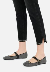 LIU JO BOTTOM UP SKINNY  - Kitsa lõikega teksad - 87462