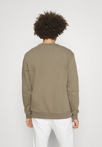 Only & Sons ONSCERES CREW NECK NOOS - Camisola - overland trek