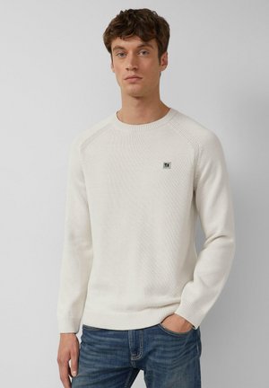 - Sweter