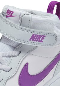 Nike Sportswear COURT BOROUGH MID 2 UNISEX - Sapatilhas de cano alto - pure platinum/vivid purple/white/mint foam