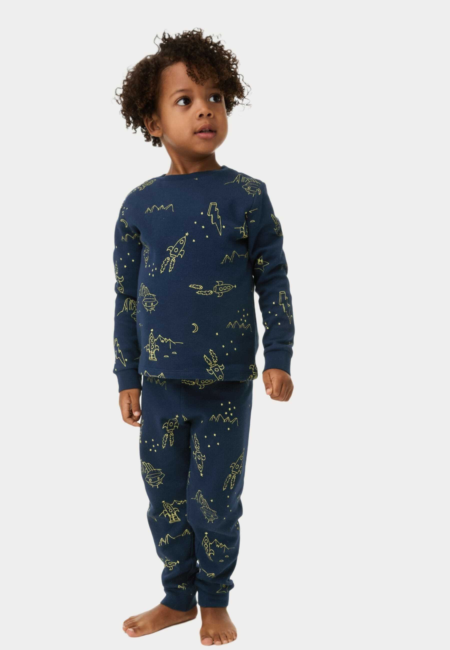 Images de Pyjama Garcon - Téléchargement gratuit sur eepik