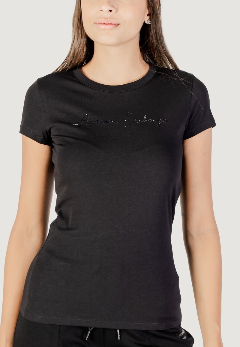 T-shirt nero a maniche corte in cotone con design aderente, caratterizzato da un logo testurizzato in strass sul petto.