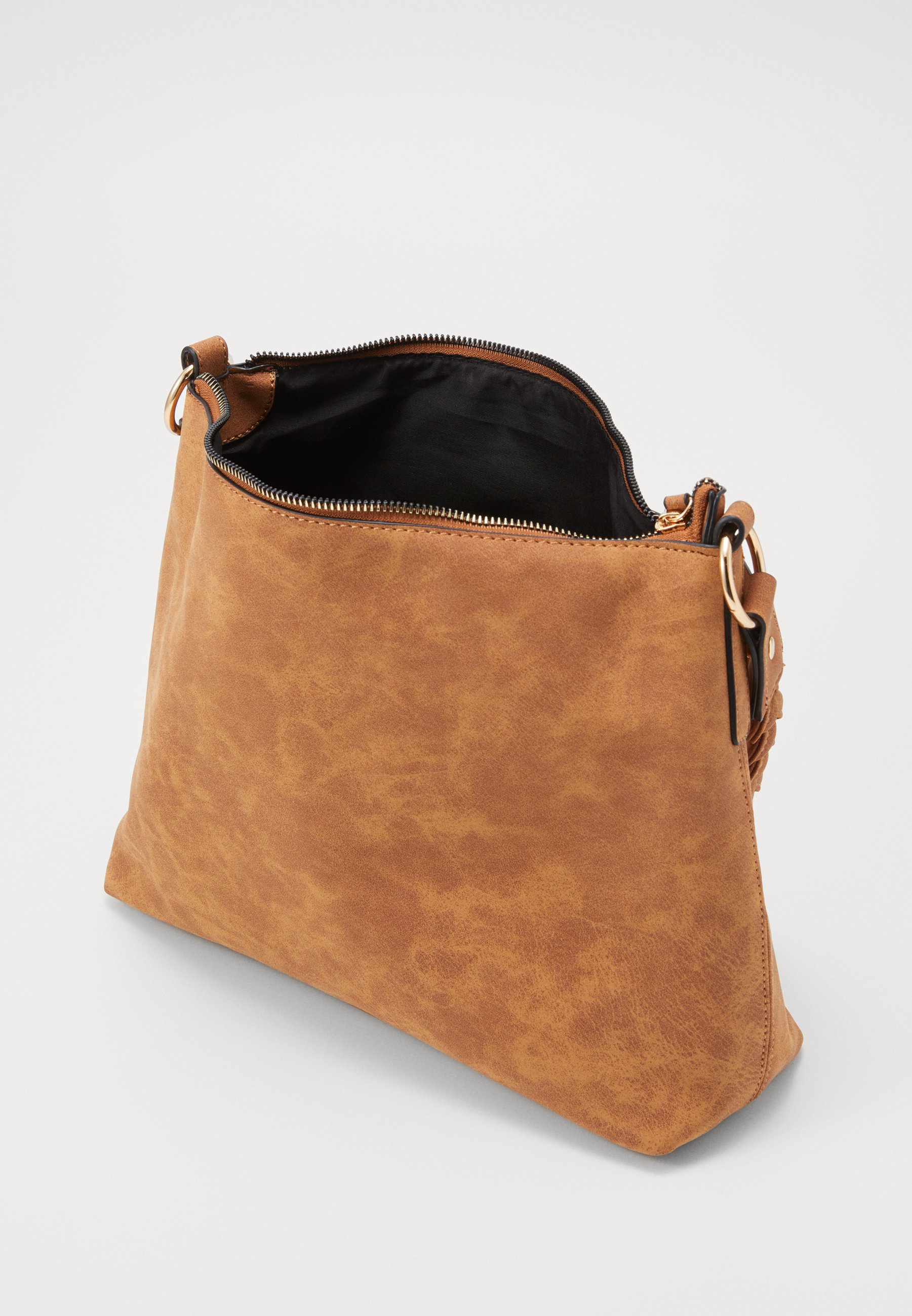 Dorothy Perkins PLAIT HANDLE Håndveske tan Zalando.no Dorothy Perkins DOUBLE ZIP OVERSIZED HOBO Håndveske
