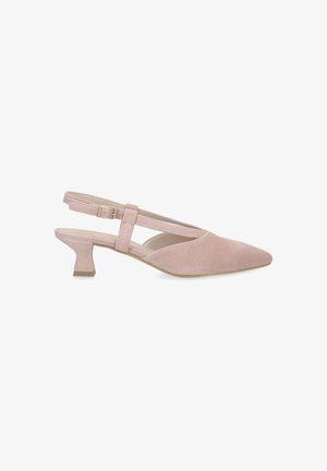 Hellrosa Wildleder-Slingback-Schuh mit spitzer Schuhspitze, niedrigem ausgestelltem Absatz und verstellbarem Schnallenriemen vor weißem Hintergrund.
