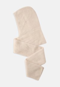 Béžová šálka s kapucňou vyrobená z mäkkej, textúrovanej látky. Má tvarovanú kapucňu a predĺžené, zužované konce pre všestranné štýlovanie a teplo.