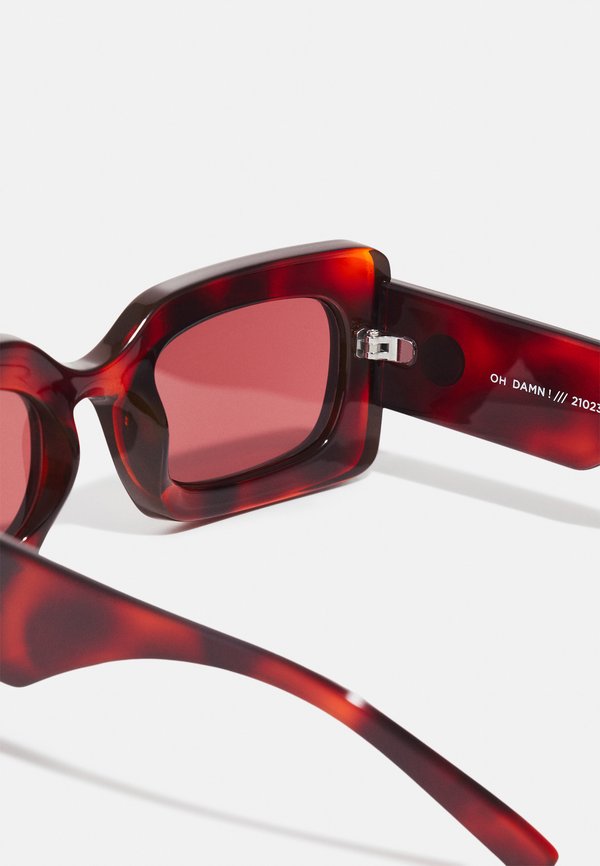 OH DAMN - Sunglasses - toffee tort3
