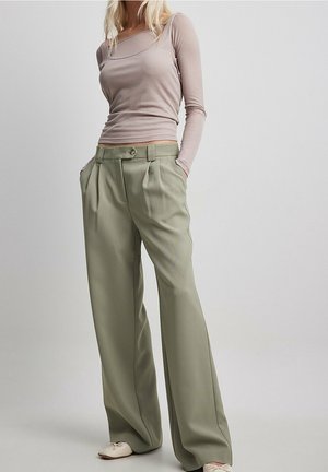 Trousers - light green