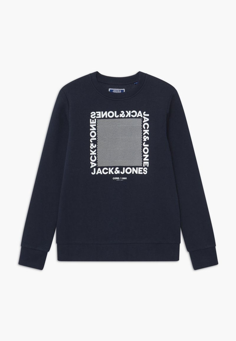 Sweat-shirt bleu marine avec un motif géométrique carré blanc et le texte "JACK & JONES" imprimé autour et à l'intérieur du carré sur le devant.