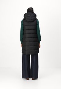 Barbour International GREYSON PUFFER GILET - Vestă - black