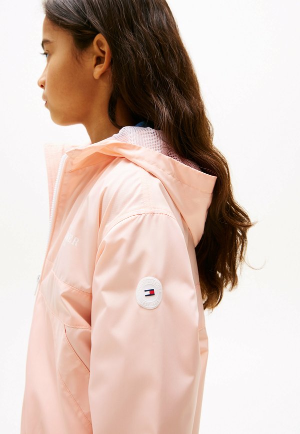 ESSENTIAL - Light jacket - coral ice4
