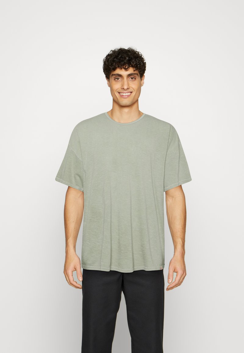 Herren T-Shirts basic | REVOLUTION LOOSE TEE T-Shirt basic lightgreen/hellgrün - LC54567 Herren T-Shirts basic | REVOLUTION LOOSE TEE T-Shirt basic lightgreen/hellgrün - LC54567
