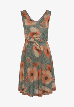 Mouwloze bloemenjurk met een V-hals, groene achtergrond, grote oranje bloemen, elastische taille en een uitlopende rok.