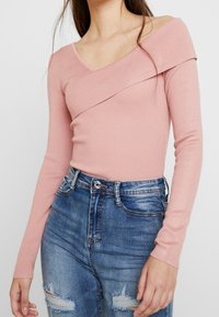Missguided Stickad tröja - pink
