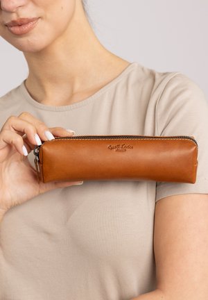 ADDISON - Astuccio - haselnuss