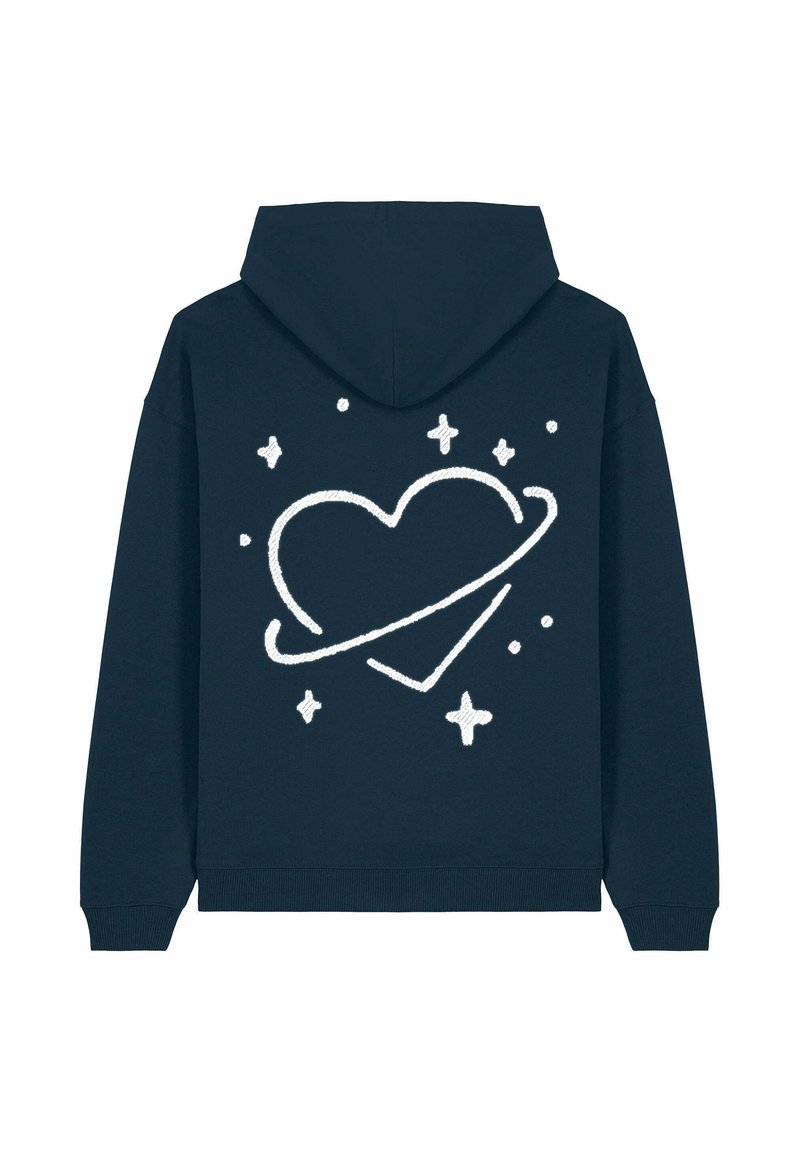 Felpa navy con un design di cuore bianco circondato da un anello e stelle, con una texture morbida e vestibilità standard. Cappuccio regolabile con coulisse.