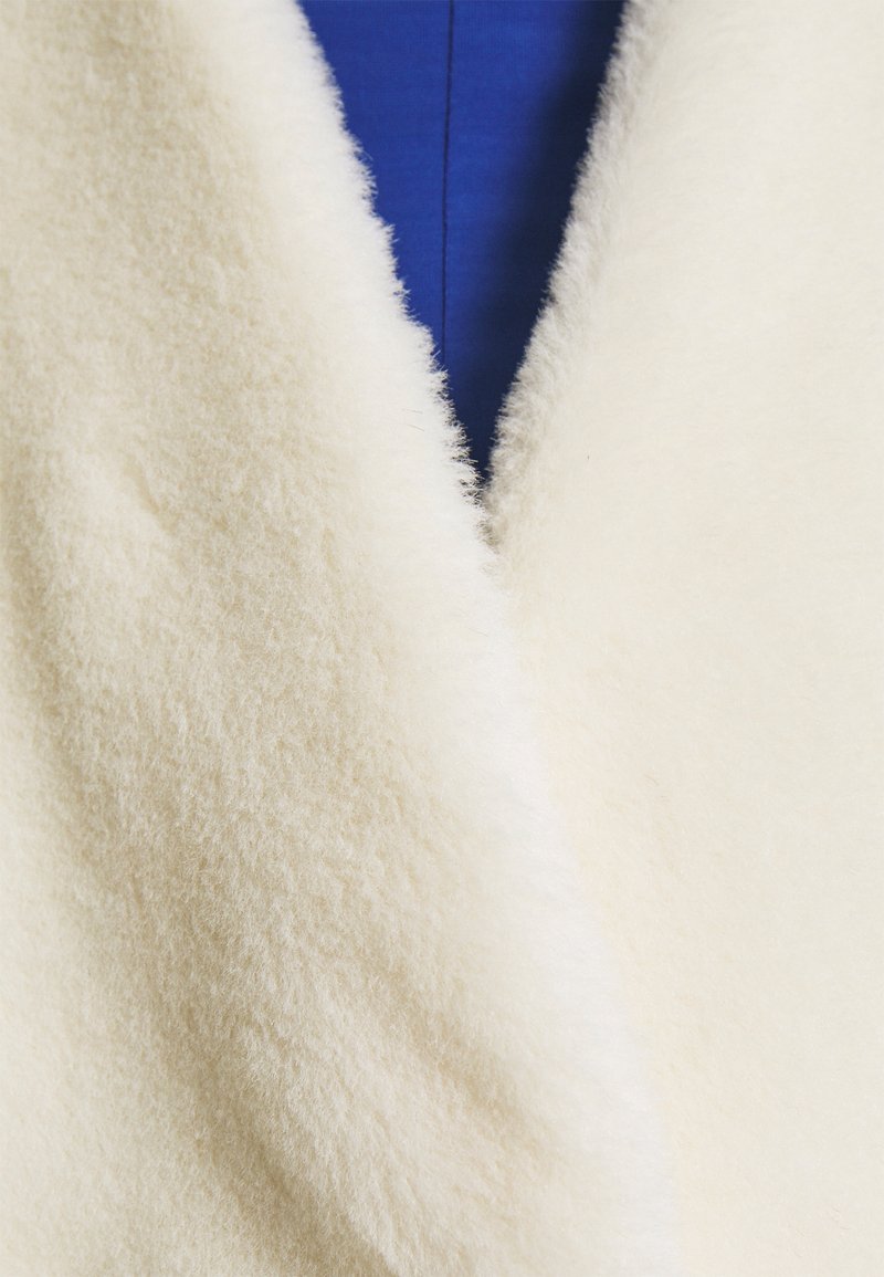 Damen Bekleidung | House of Dagmar MINA FRIENDLY Blazer ivory/offwhite - WG46859 Damen Bekleidung | House of Dagmar MINA FRIENDLY Blazer ivory/offwhite - WG46859