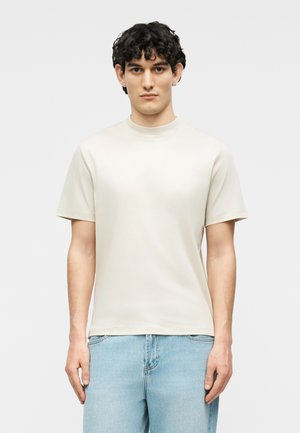 ACE MOCK NECK - Βασικό μπλουζάκι - moonbeam