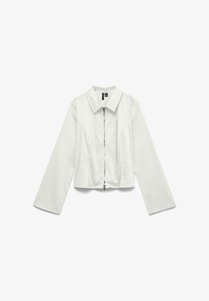 Valge pika varrukaga särk terava krae ja esiosa tõmblukuga, lõigatud istuvus, esitatud tasapinnal valgel taustal.