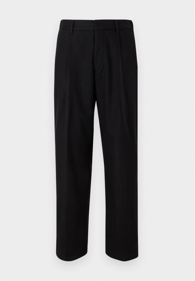 Schwarze maßgeschneiderte Hosen mit geradem Bein, glattem Stoff und einem mittelhohen Bund mit Gürtelschlaufen.