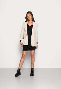 Pieces KENNA DRESS - Vestido de malha - black