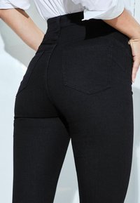 Lipsy HIGH WAIST  - Uske traperice - black denim