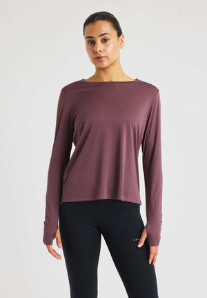 TEAM LOGO LS - Top - huckleberry