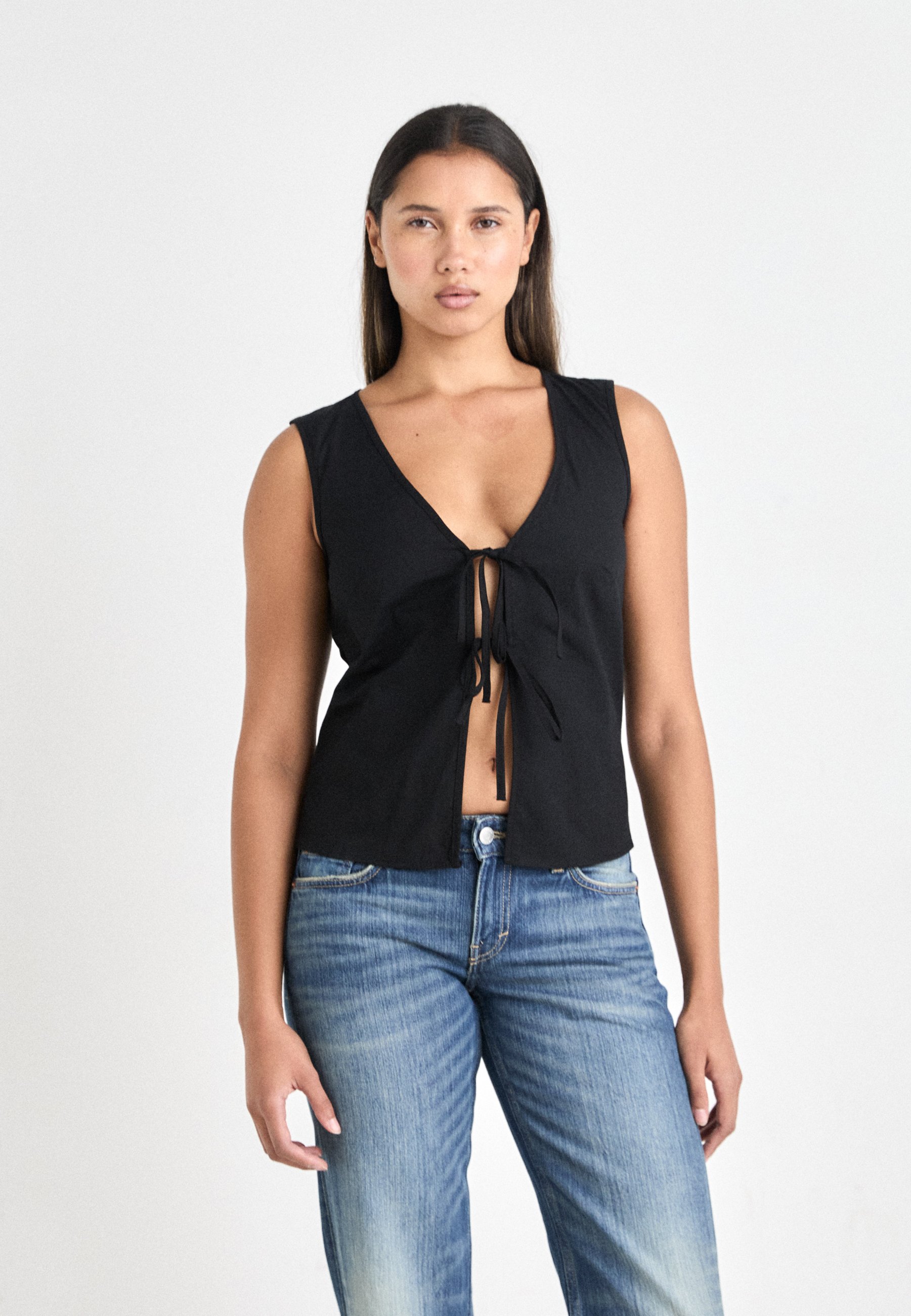 black dressy vest top