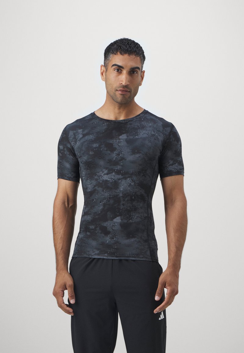 adidas Performance TECHFIT - Bluză sport - black