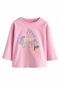 T-shirt en coton rose avec un col rond et des manches trois-quarts, présentant un design de licorne et de fleurs brodé dans des couleurs pastel.