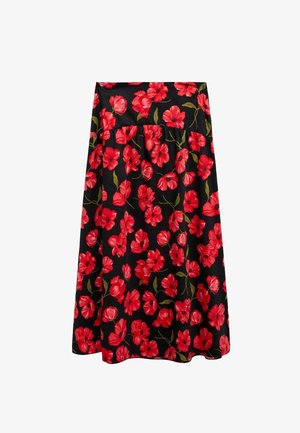 Čierna sukňa s veľkými červenými kvetinovými vzormi a zelenými listami. Voľný strih s zvýrazneným pásom a hladkou textúrou látky.