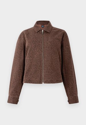 Veste en simili léopard marron avec col, fermeture éclair et une poche poitrine. Fabriquée en tissu doux et texturé avec des manches longues.