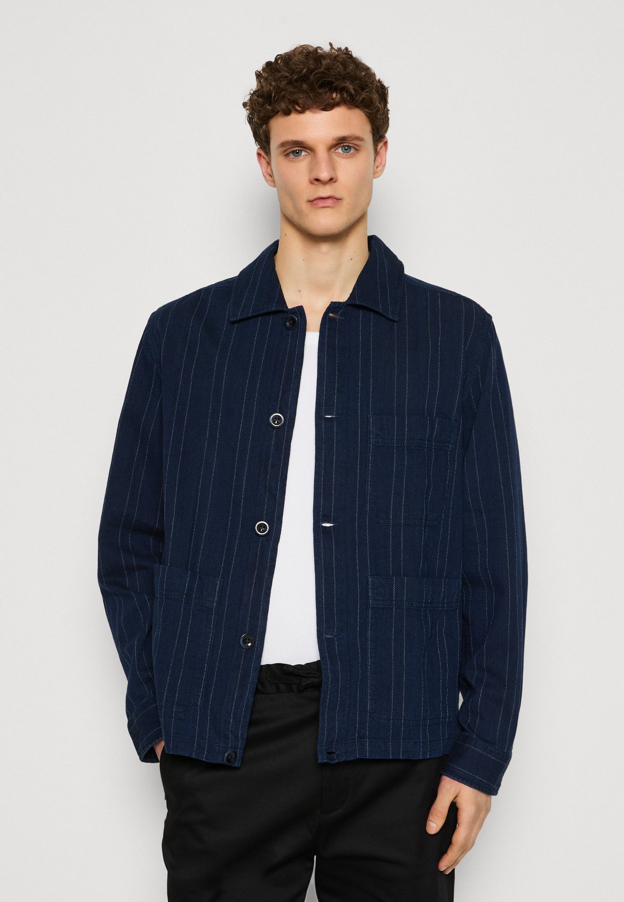 STRIPED OVERSHIRT