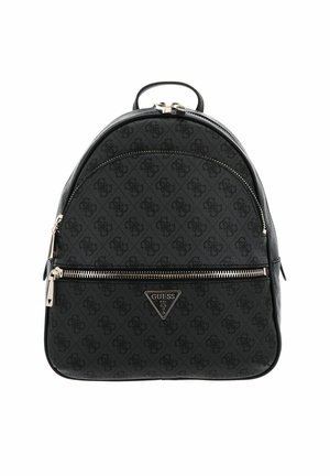 Sac à dos synthétique noir avec une forme arrondie, présentant un motif monogramme texturé, des fermetures éclair en argent et un accent logo triangulaire.