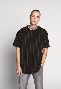 Urban Classics - OVERSIZED TEE - Marškinėliai su spaudiniu - black Miniatiūros vaizdas 1